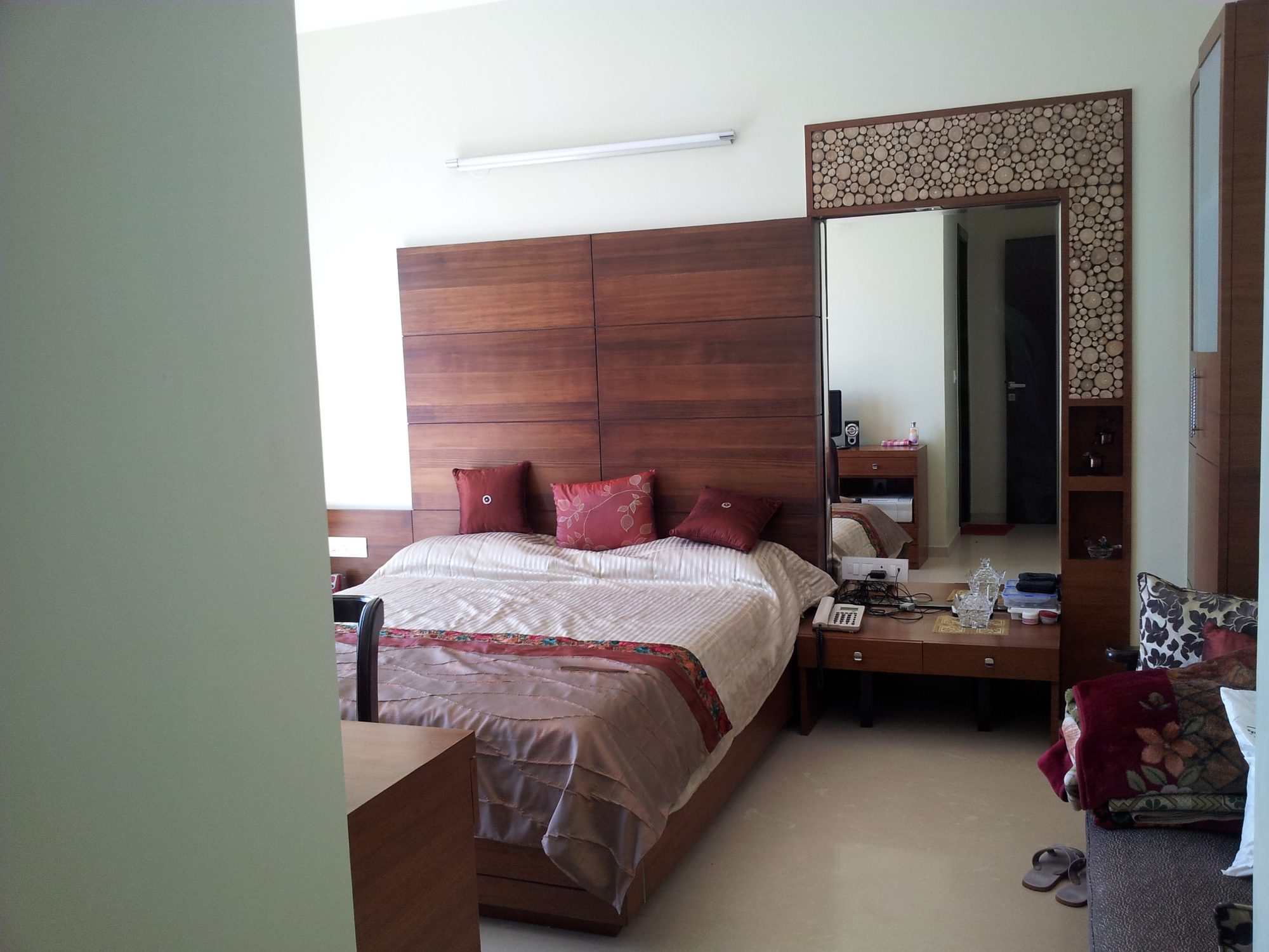 Wardrobe and bedroom details